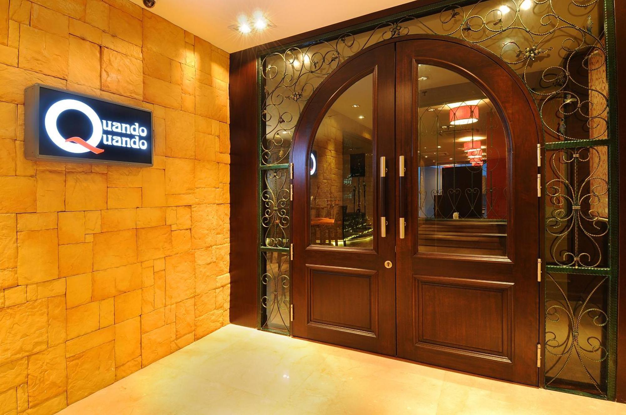 Hotel Granada Джохор-Бару Экстерьер фото